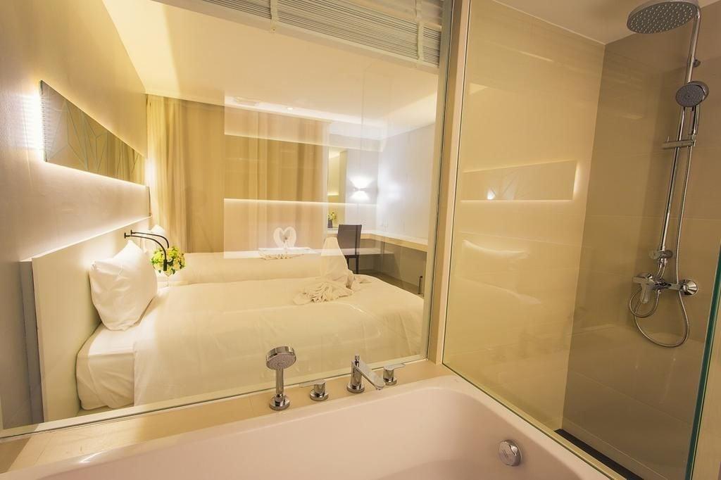 Crystal Hotel 핫야이 외부 사진