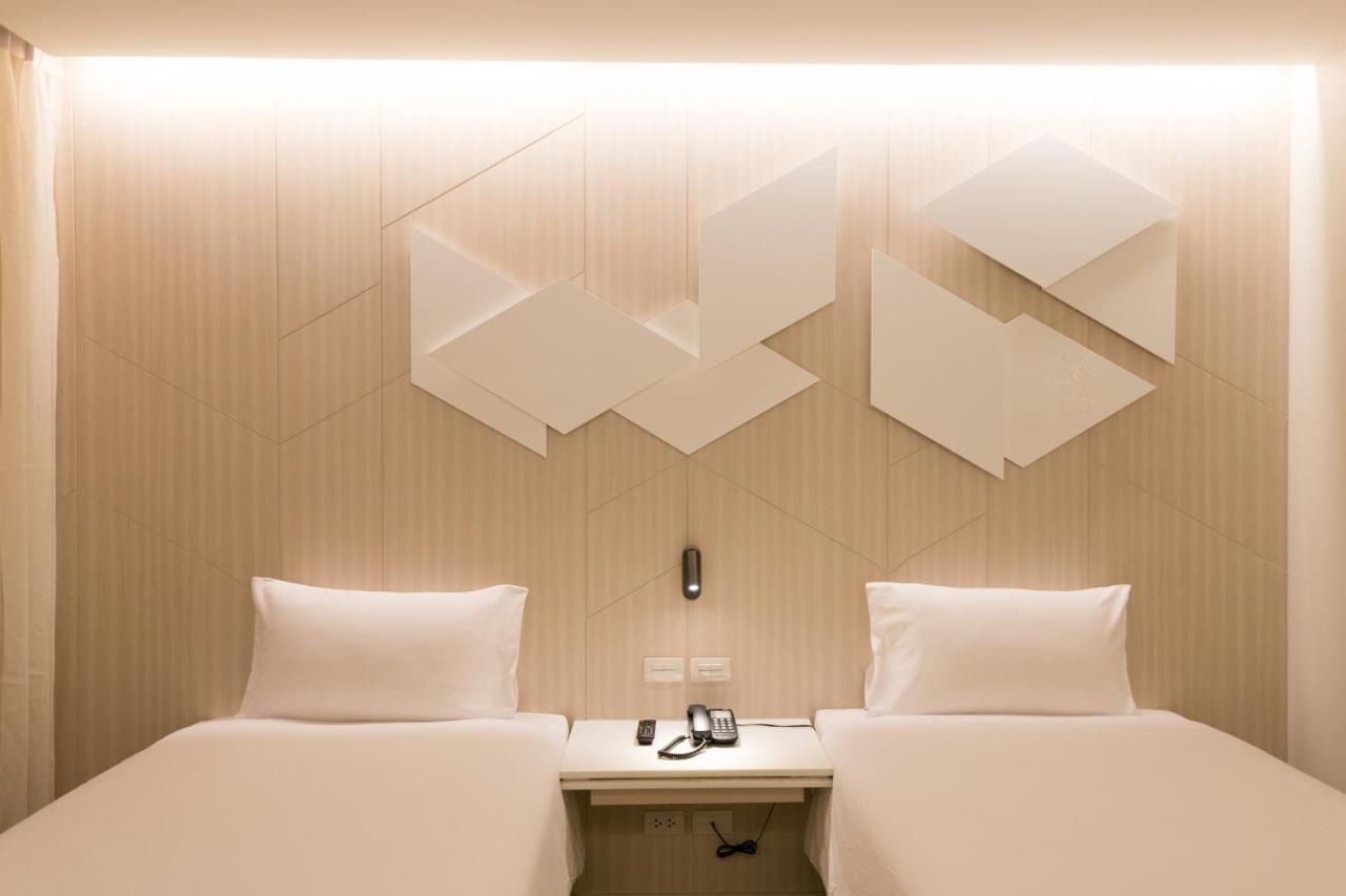 Crystal Hotel 핫야이 외부 사진