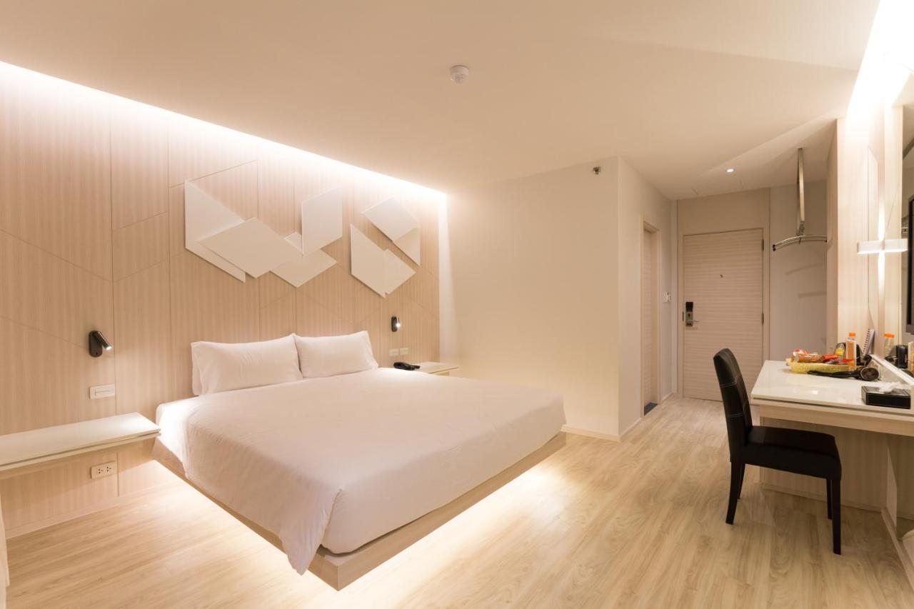 Crystal Hotel 핫야이 외부 사진