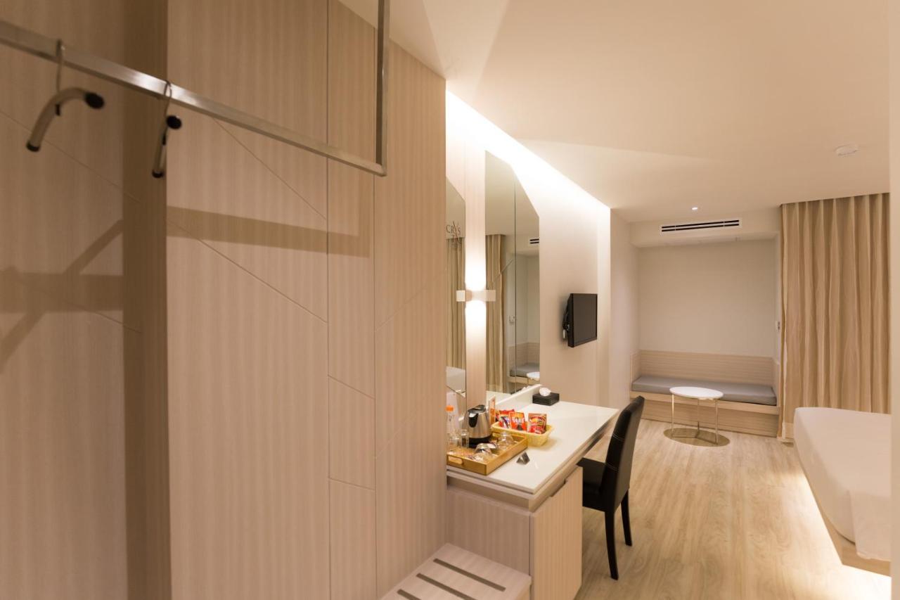 Crystal Hotel 핫야이 외부 사진