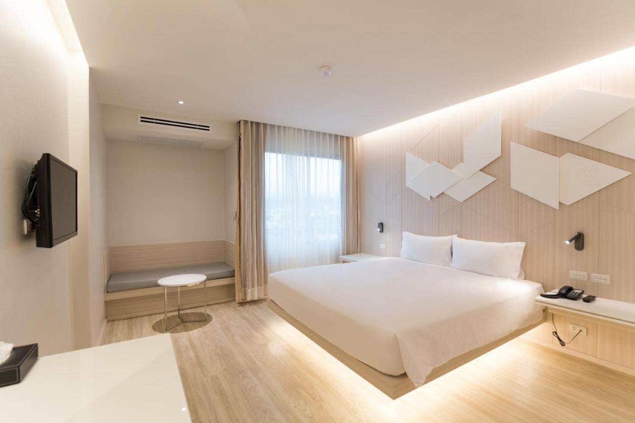 Crystal Hotel 핫야이 외부 사진